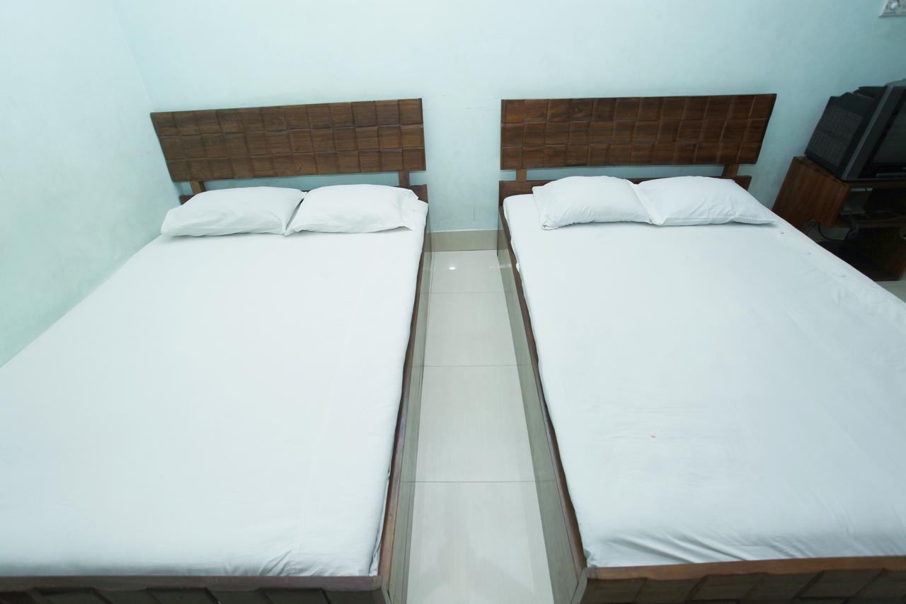 Hotel Star Park Dakhin Kattali Habitación foto