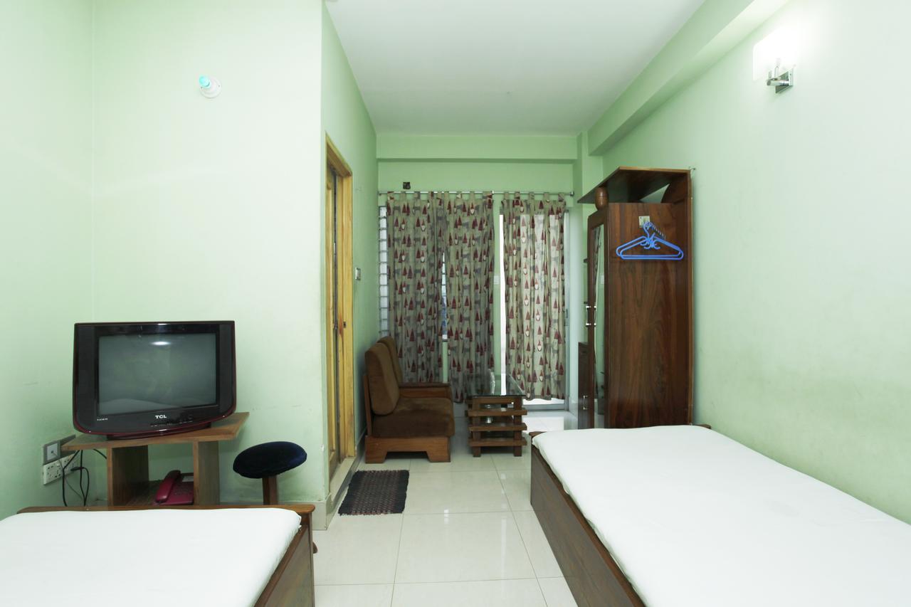 Hotel Star Park Dakhin Kattali Habitación foto