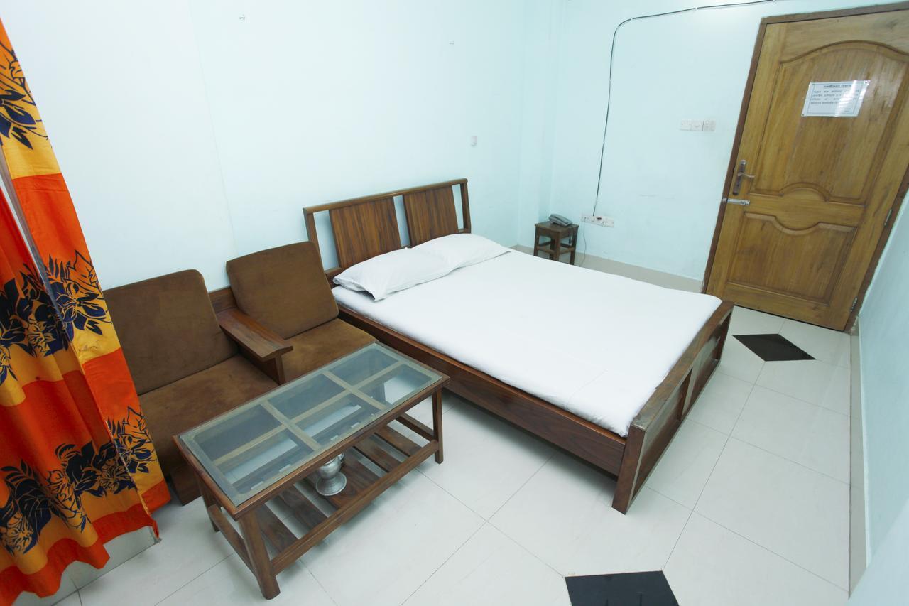 Hotel Star Park Dakhin Kattali Habitación foto